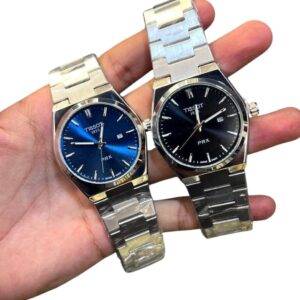 ساعة Tissot PRX Quartz بسوار ستانلس ستيل ومينا أزرق/أبيض/أسود