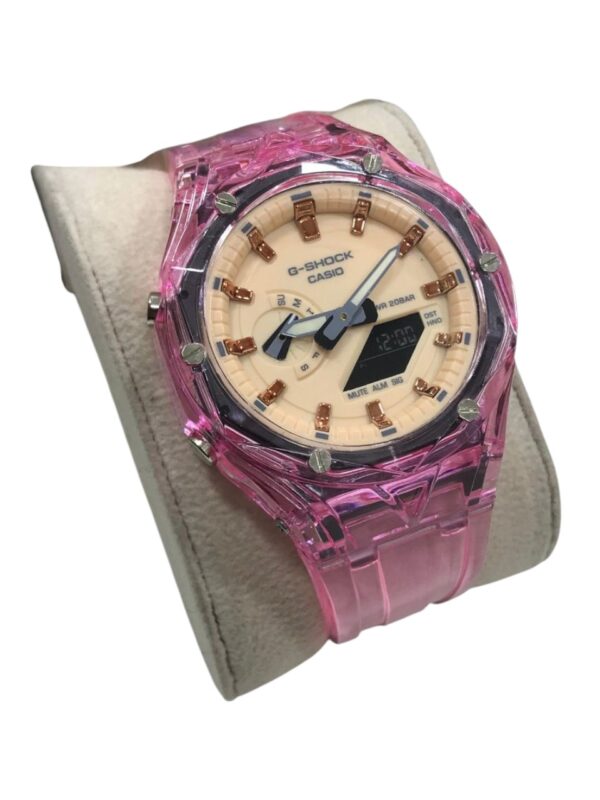 ساعة G-SHOCK CasiOak المعدلة: إطار كريستالي شفاف ومينا ثلاثي الأبعاد بألوان الطيف - Image 5