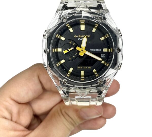 ساعة G-SHOCK CasiOak المعدلة: إطار كريستالي شفاف ومينا ثلاثي الأبعاد بألوان الطيف - Image 6