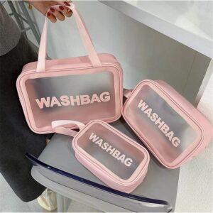 طقم حقائب WASHBAG لتنظيم المكياج بألوان مختلفة وأحجام متنوعة.
